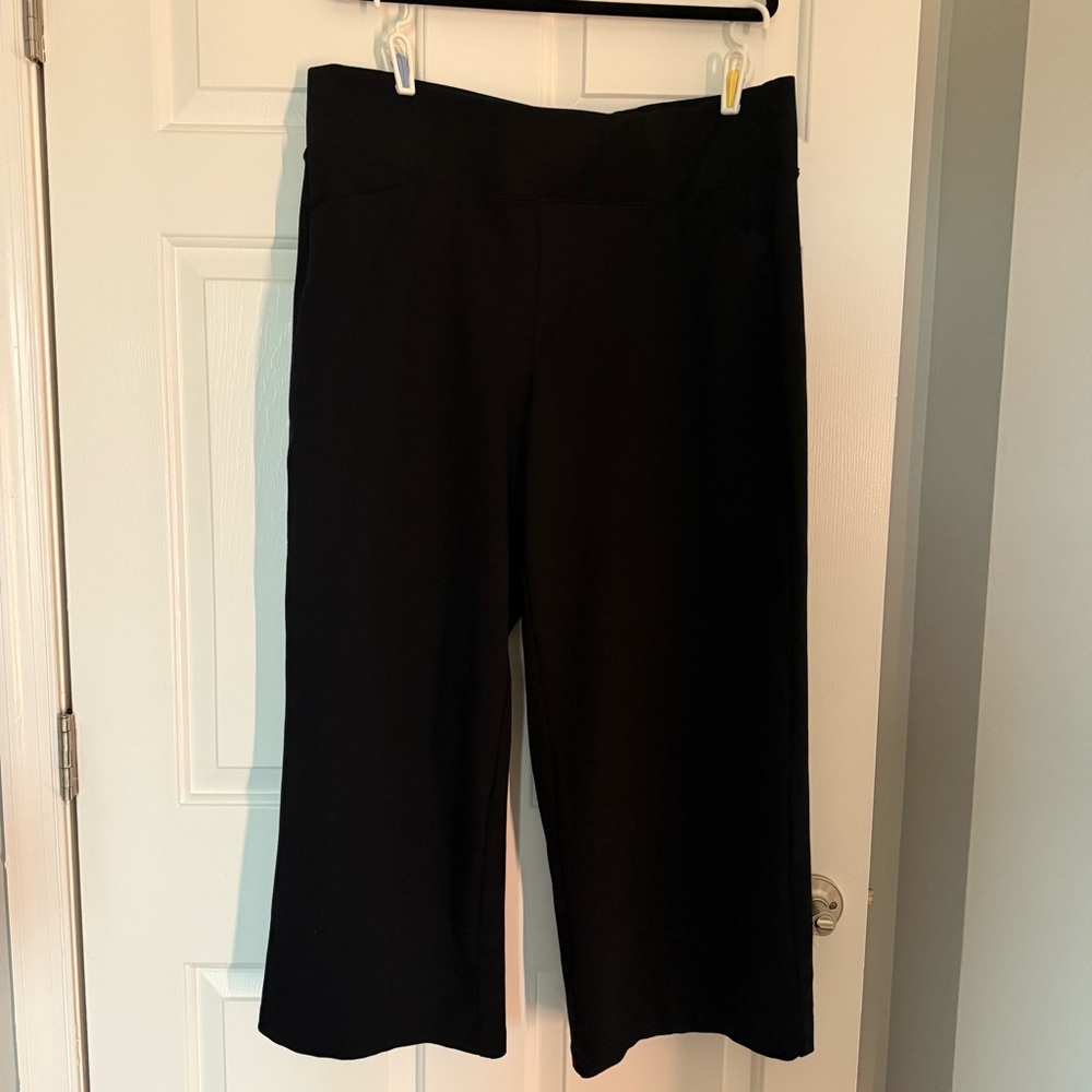 Torrid Black Pull-On Wide-Leg Trousers